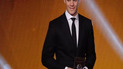 姆伯莫错失良机，库尼亚痛苦抱头，谢什科捶地懊悔